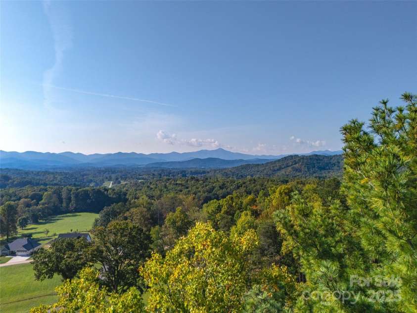 3 Bridgeway Drive, Candler, NC 28715.  MLS# CAR4202918, YatesRealty ID 18587. Mountain View.