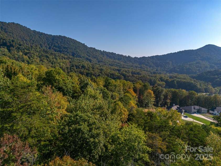 3 Bridgeway Drive, Candler, NC 28715.  MLS# CAR4202918, YatesRealty ID 18587. Mountain View.