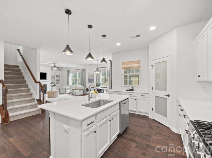 4055 Oakmere Road, Waxhaw, NC 28173.  MLS# CAR4353481, YatesRealty ID 18587. 