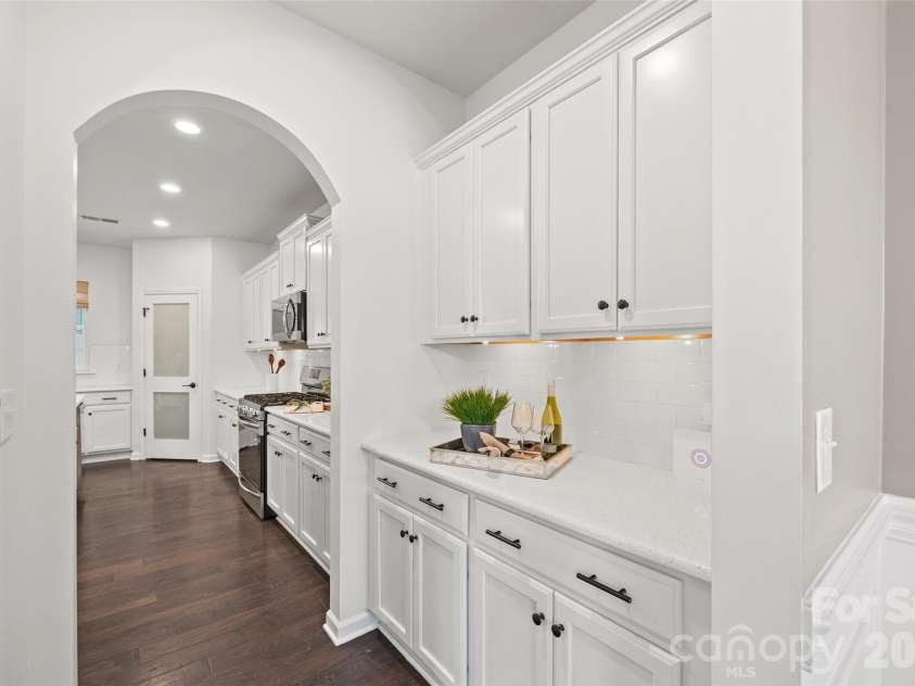 4055 Oakmere Road, Waxhaw, NC 28173.  MLS# CAR4353481, YatesRealty ID 18587. 