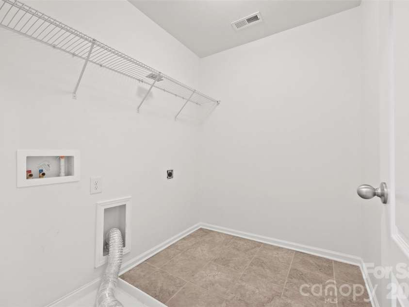 4055 Oakmere Road, Waxhaw, NC 28173.  MLS# CAR4353481, YatesRealty ID 18587. 