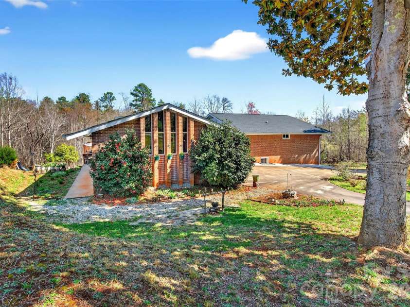 217 Miller Street, Spindale, NC 28160.  MLS# CAR4356041, YatesRealty ID 18588. 