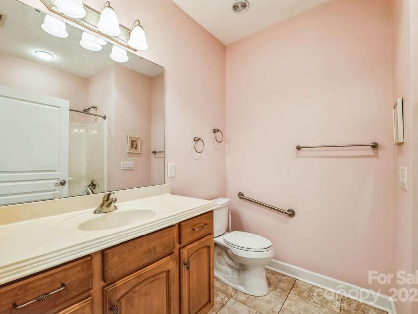 629 Cordova Court, Salisbury, NC 28146.  MLS# CAR4213753, YatesRealty ID 18588. Guest bathroom