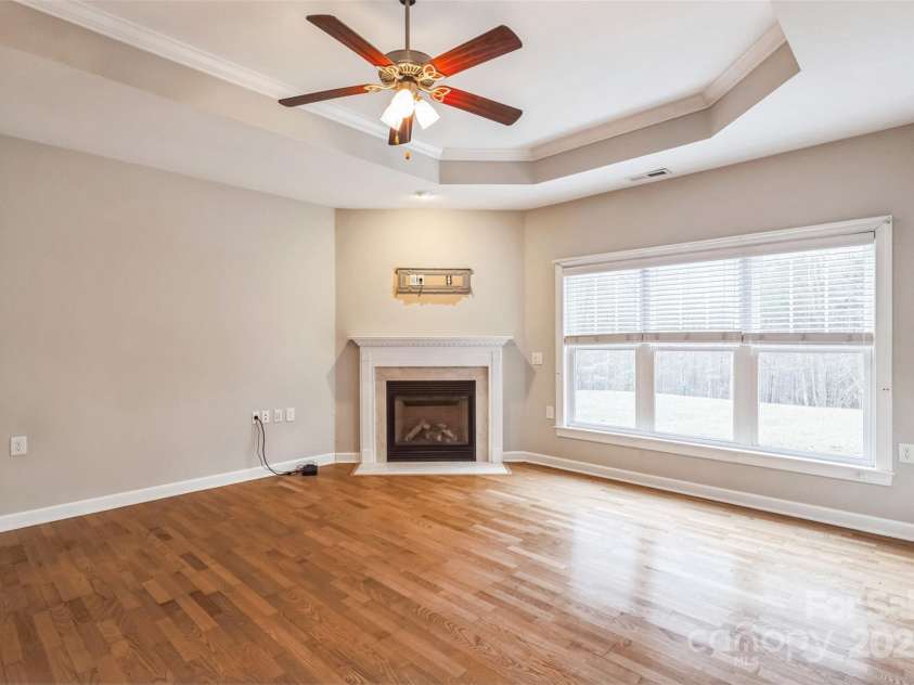 629 Cordova Court, Salisbury, NC 28146.  MLS# CAR4213753, YatesRealty ID 18588. Living room