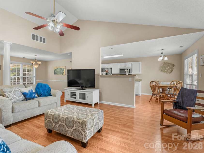171 Rolling Meadow Road, Fletcher, NC 28732.  MLS# CAR4372180, YatesRealty ID 18589. Great Room