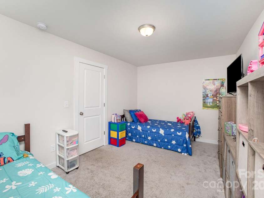 710 Anglin Forest Way, Charlotte, NC 28214.  MLS# CAR4244390, YatesRealty ID 18589. Bedroom 3