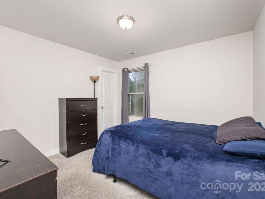 710 Anglin Forest Way, Charlotte, NC 28214.  MLS# CAR4244390, YatesRealty ID 18589. Bedroom 3