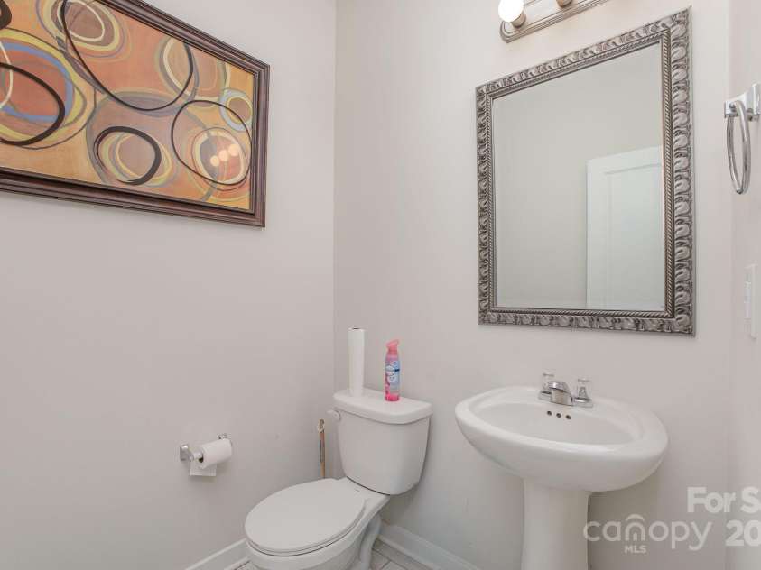 710 Anglin Forest Way, Charlotte, NC 28214.  MLS# CAR4244390, YatesRealty ID 18589. Powder room