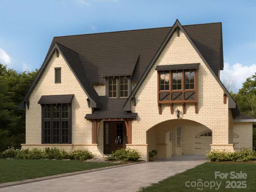 340 North Fork Road, Black Mountain, NC 28711.  MLS# CAR4317526, YatesRealty ID 18590. CHATSWORTH COTTAGE