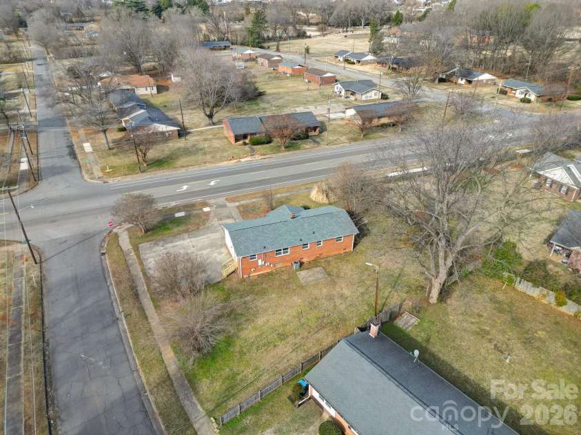 328 Old Concord Road, Salisbury, NC 28144.  MLS# CAR4344941, YatesRealty ID 18592. 