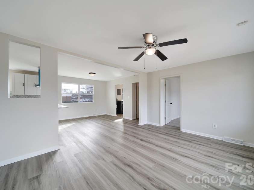 328 Old Concord Road, Salisbury, NC 28144.  MLS# CAR4344941, YatesRealty ID 18592. 