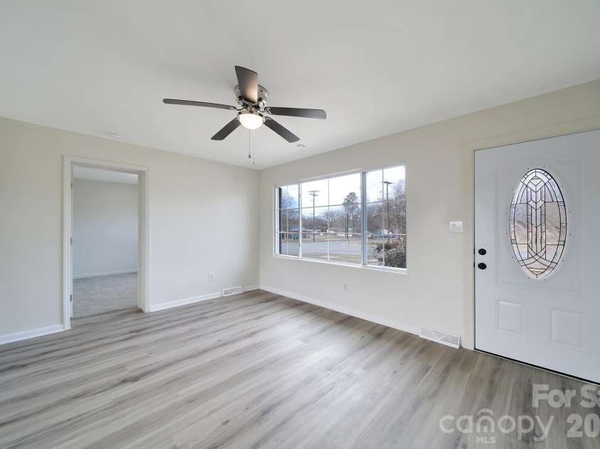 328 Old Concord Road, Salisbury, NC 28144.  MLS# CAR4344941, YatesRealty ID 18592. 