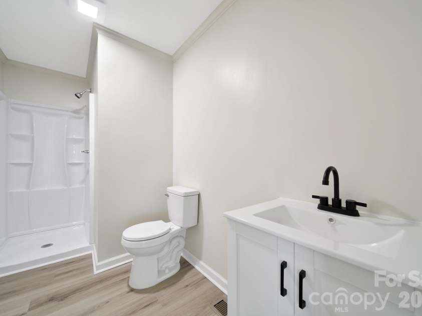 328 Old Concord Road, Salisbury, NC 28144.  MLS# CAR4344941, YatesRealty ID 18592. 