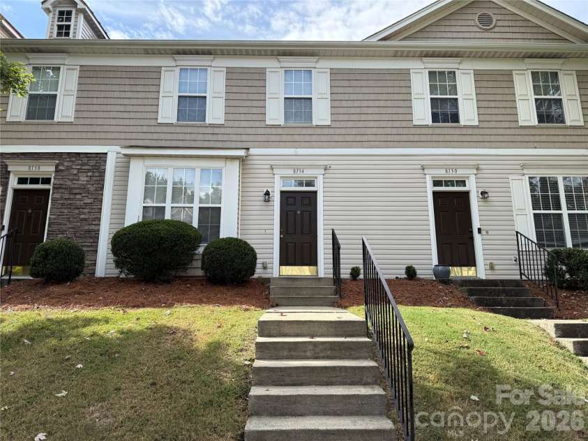 8134 Kings Creek Drive, Charlotte, NC 28273.  MLS# CAR4377263, YatesRealty ID 18593. 