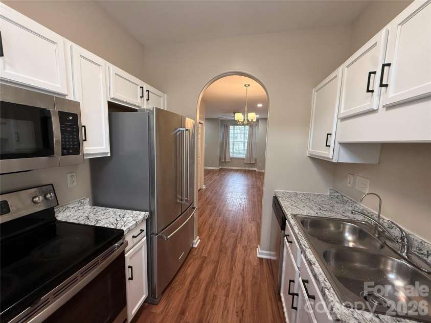 8134 Kings Creek Drive, Charlotte, NC 28273.  MLS# CAR4377263, YatesRealty ID 18593. 