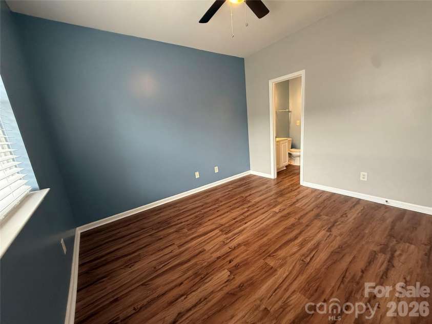 8134 Kings Creek Drive, Charlotte, NC 28273.  MLS# CAR4377263, YatesRealty ID 18593. 