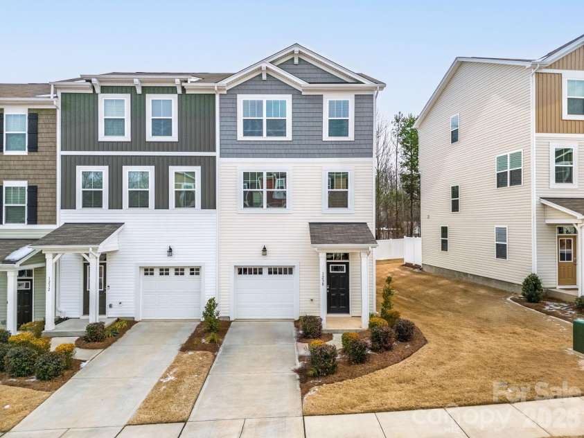 1230 Keydet Drive, Charlotte, NC 28216.  MLS# CAR4342742, YatesRealty ID 18596. 