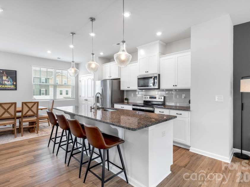 1230 Keydet Drive, Charlotte, NC 28216.  MLS# CAR4342742, YatesRealty ID 18596. 