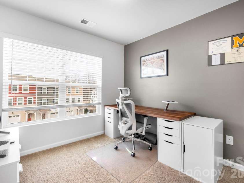 1230 Keydet Drive, Charlotte, NC 28216.  MLS# CAR4342742, YatesRealty ID 18596. 