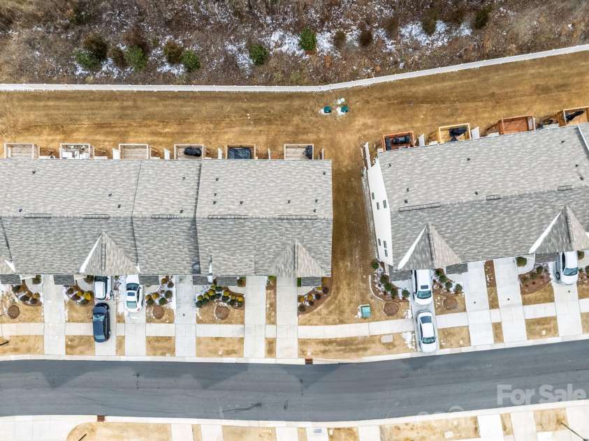1230 Keydet Drive, Charlotte, NC 28216.  MLS# CAR4342742, YatesRealty ID 18596. 
