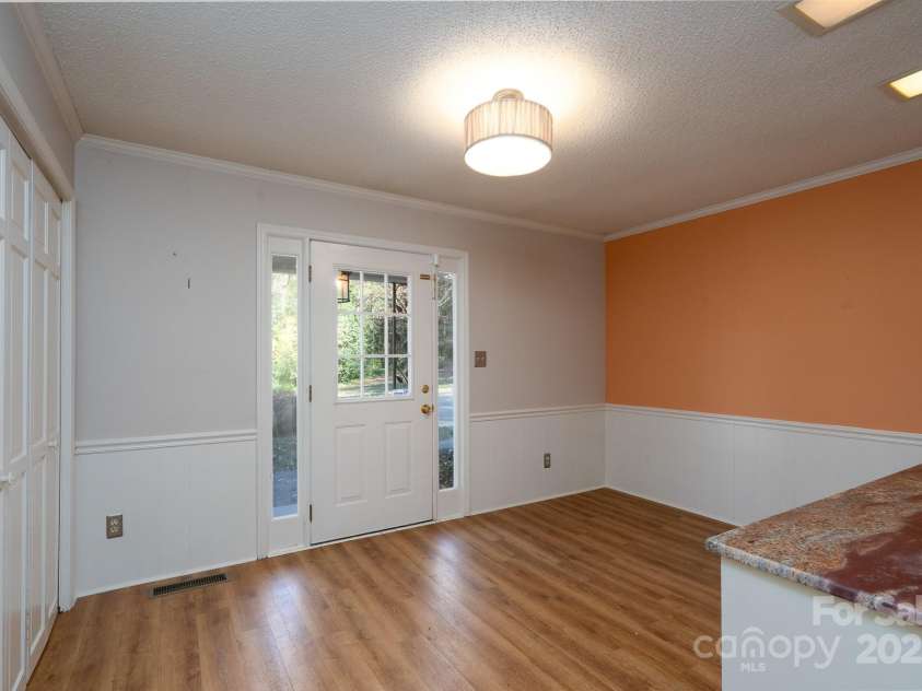 758 Williamsburg Drive, Concord, NC 28025.  MLS# CAR4248248, YatesRealty ID 18597. Drop Zone/Flex Room First Floor