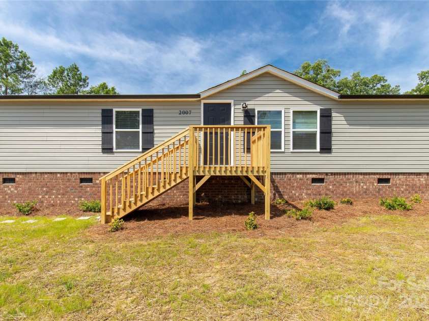 2007 Sugar Hill Road, York, SC 29745.  MLS# CAR4269310, YatesRealty ID 18598. 