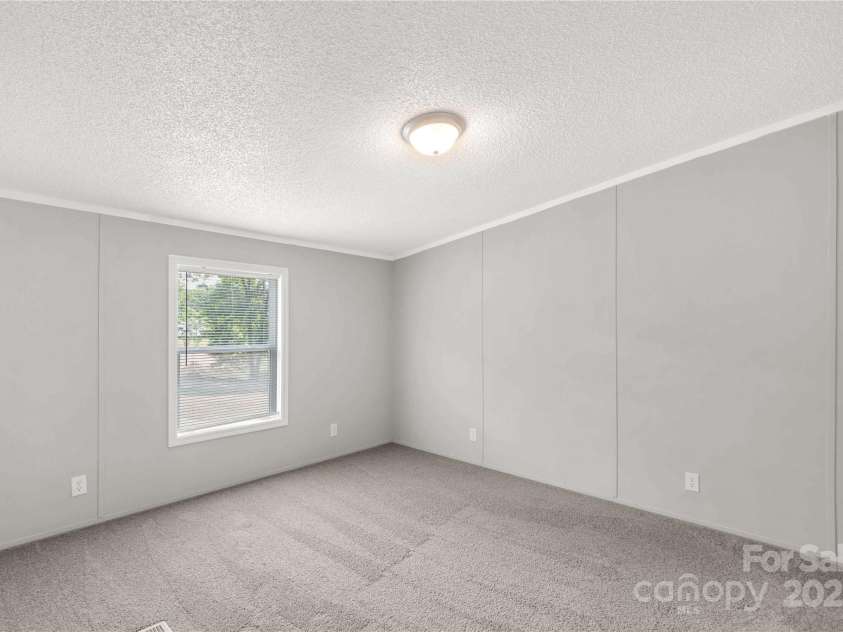 2007 Sugar Hill Road, York, SC 29745.  MLS# CAR4269310, YatesRealty ID 18598. 