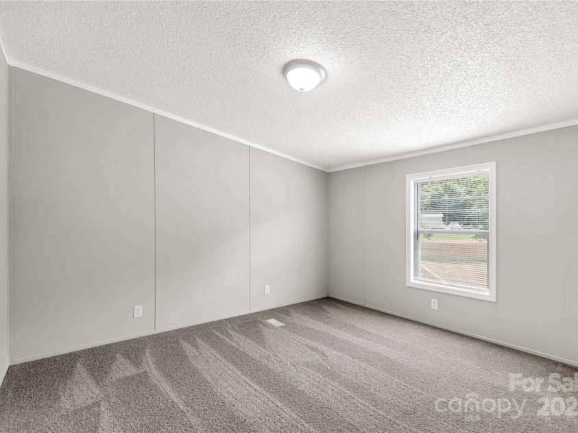 2007 Sugar Hill Road, York, SC 29745.  MLS# CAR4269310, YatesRealty ID 18598. 