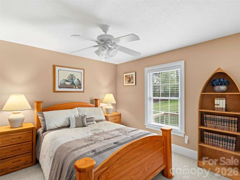 36 Ashley Woods Drive, Arden, NC 28704.  MLS# CAR4370247, YatesRealty ID 18598. 
