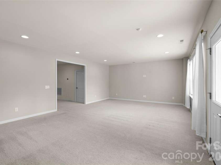 8763 Gladden Hill Lane, Fort Mill, SC 29715.  MLS# CAR4366003, YatesRealty ID 18599. 
