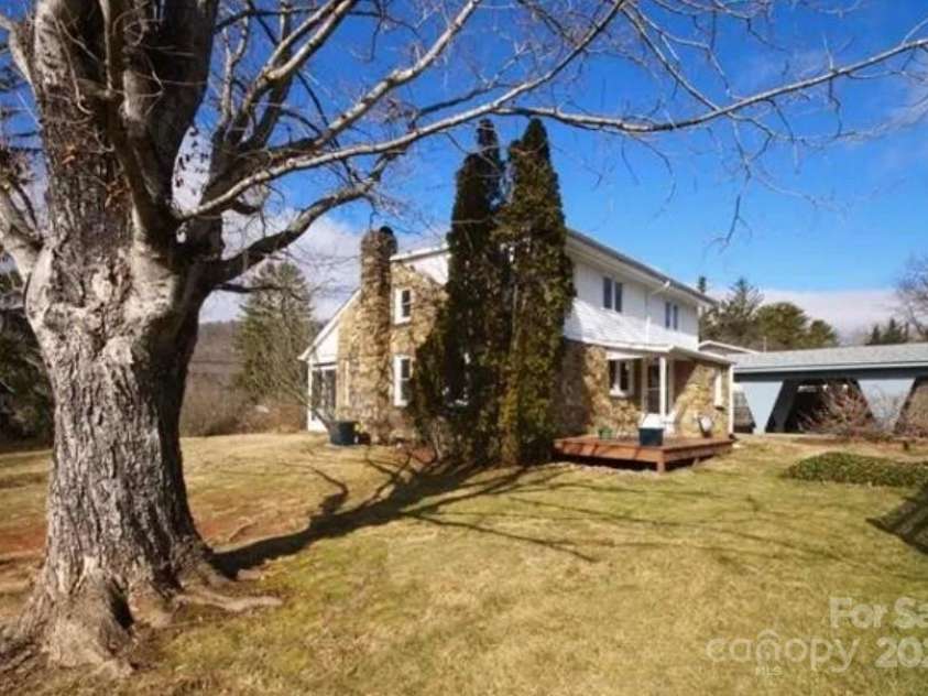 365 Old Haw Creek Road, Asheville, NC 28805.  MLS# CAR4307424, YatesRealty ID 186. 