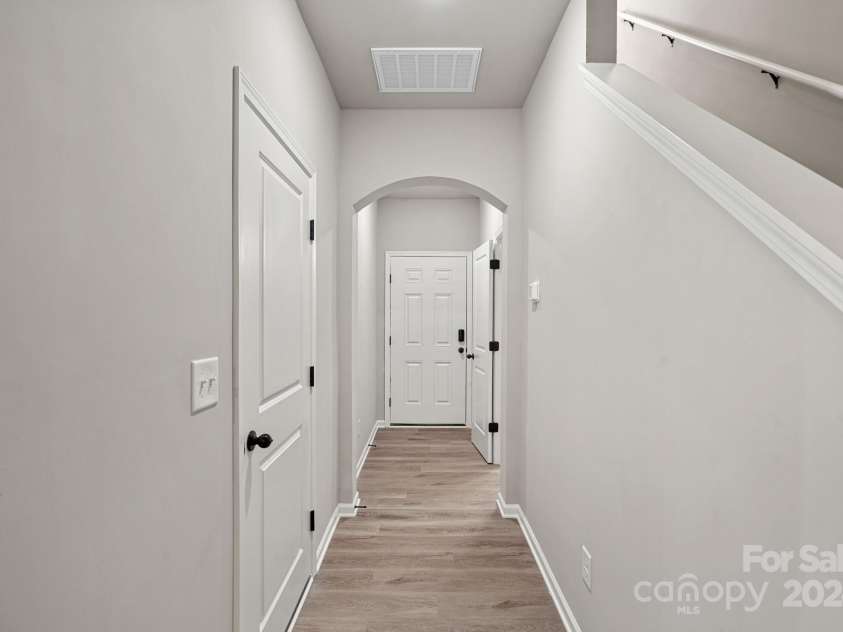 202 Lake George Drive, Shelby, NC 28152.  MLS# CAR4192930, YatesRealty ID 1860. 