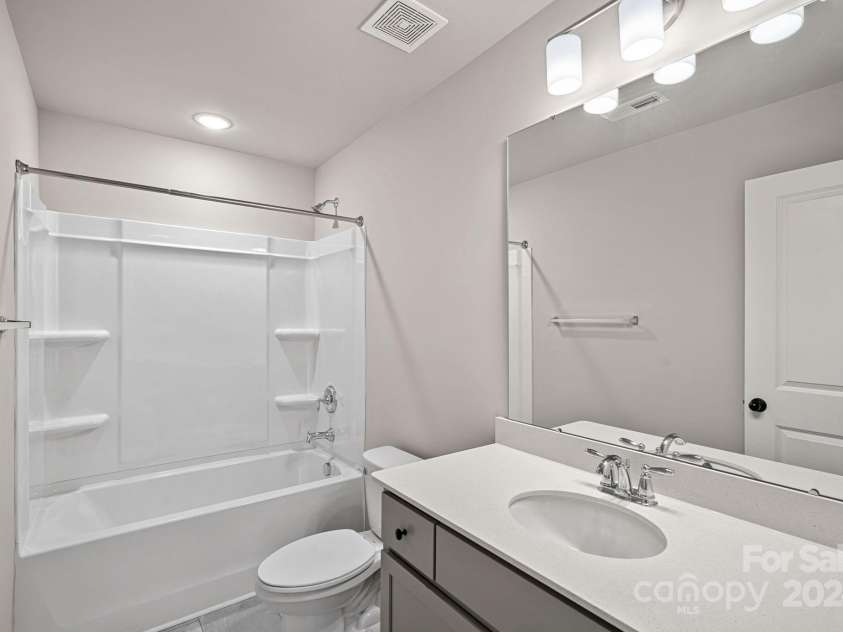 202 Lake George Drive, Shelby, NC 28152.  MLS# CAR4192930, YatesRealty ID 1860. 