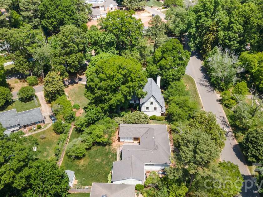 5335 Lansing Drive, Charlotte, NC 28270.  MLS# CAR4366820, YatesRealty ID 18600. 