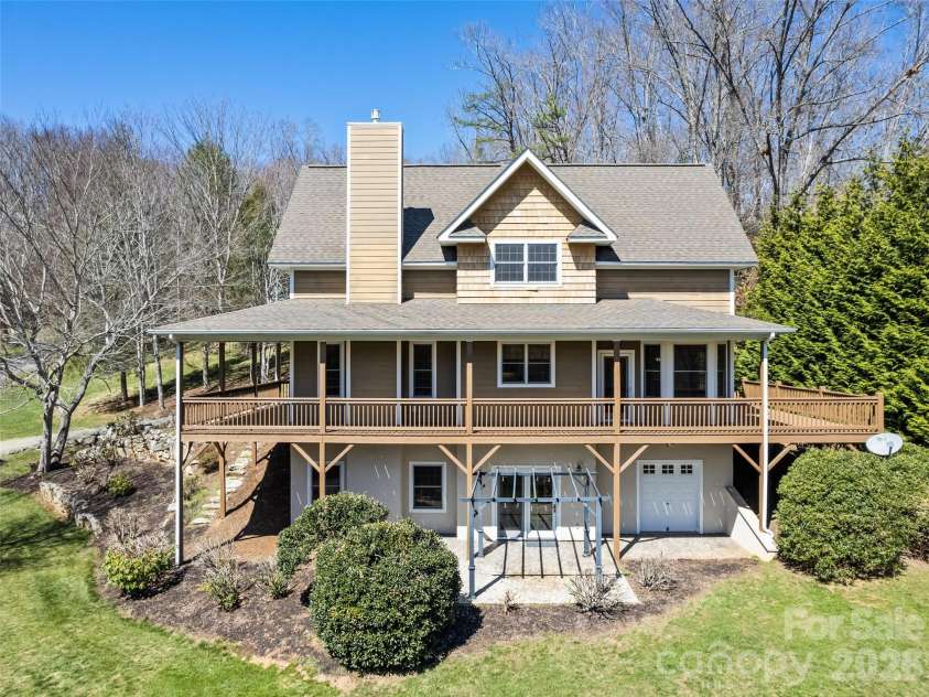 184 Silent Forest Drive, Canton, NC 28716.  MLS# CAR4361756, YatesRealty ID 18603. 