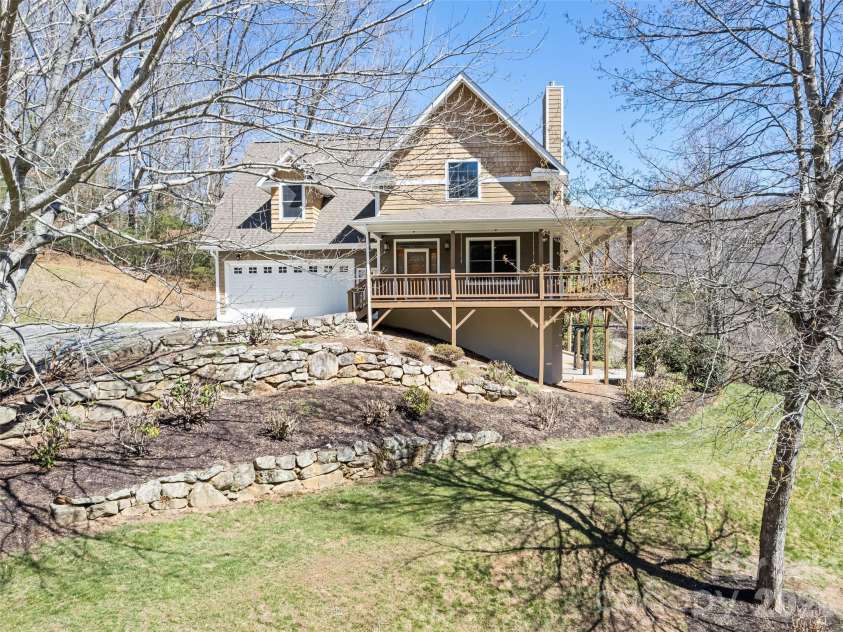 184 Silent Forest Drive, Canton, NC 28716.  MLS# CAR4361756, YatesRealty ID 18603. 