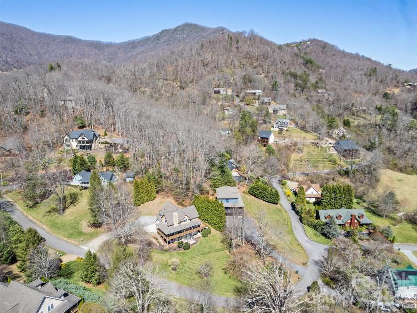 184 Silent Forest Drive, Canton, NC 28716.  MLS# CAR4361756, YatesRealty ID 18603. 
