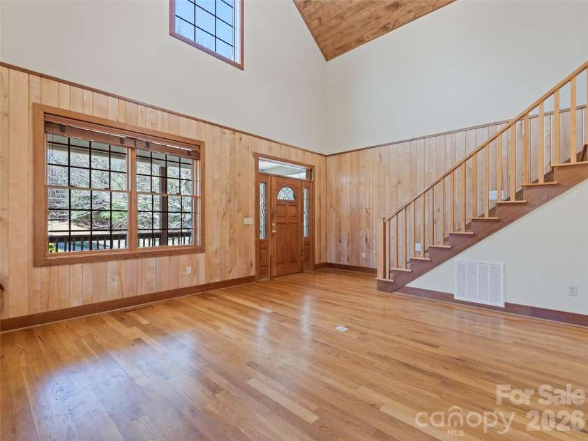 184 Silent Forest Drive, Canton, NC 28716.  MLS# CAR4361756, YatesRealty ID 18603. 