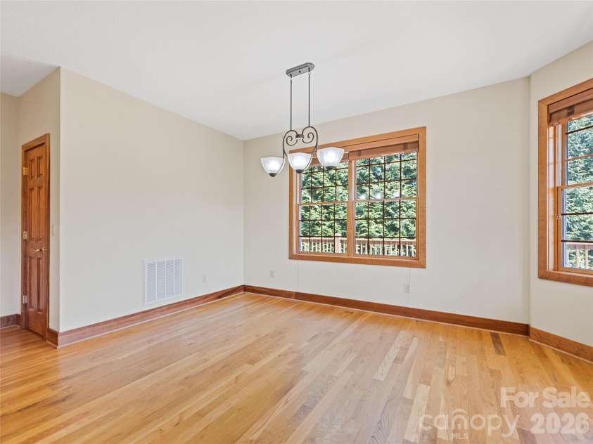 184 Silent Forest Drive, Canton, NC 28716.  MLS# CAR4361756, YatesRealty ID 18603. 