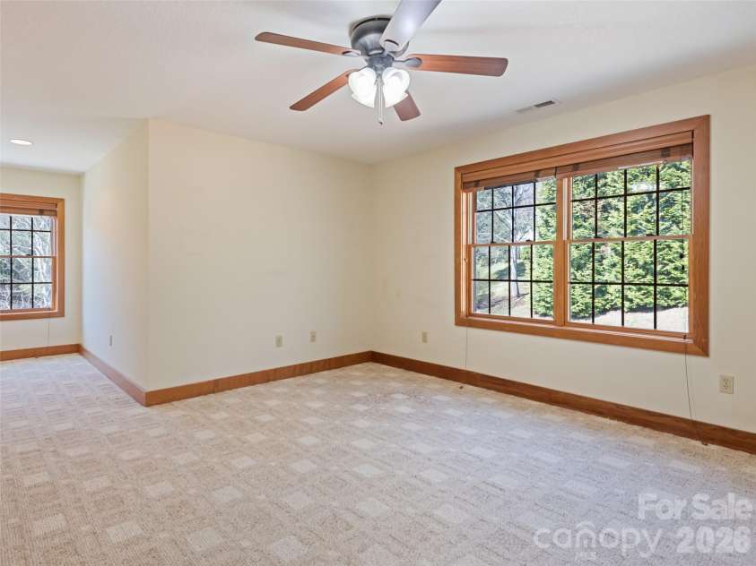 184 Silent Forest Drive, Canton, NC 28716.  MLS# CAR4361756, YatesRealty ID 18603. 