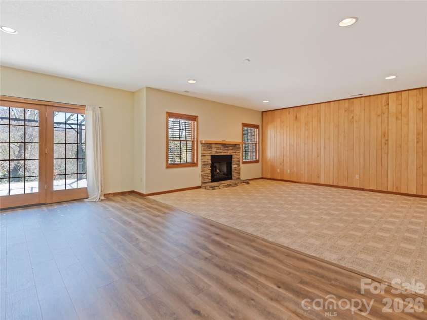184 Silent Forest Drive, Canton, NC 28716.  MLS# CAR4361756, YatesRealty ID 18603. 