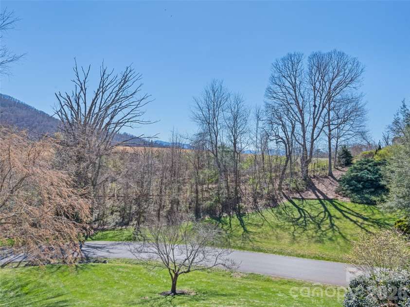 184 Silent Forest Drive, Canton, NC 28716.  MLS# CAR4361756, YatesRealty ID 18603. 