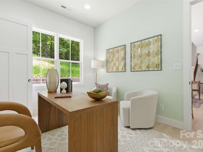 1321 Gateshead Lane, Matthews, NC 28105.  MLS# CAR4376384, YatesRealty ID 18604. Bedroom/ Office