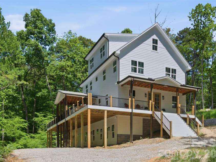 1321 Gateshead Lane, Matthews, NC 28105.  MLS# CAR4376384, YatesRealty ID 18604. Same home as plans
