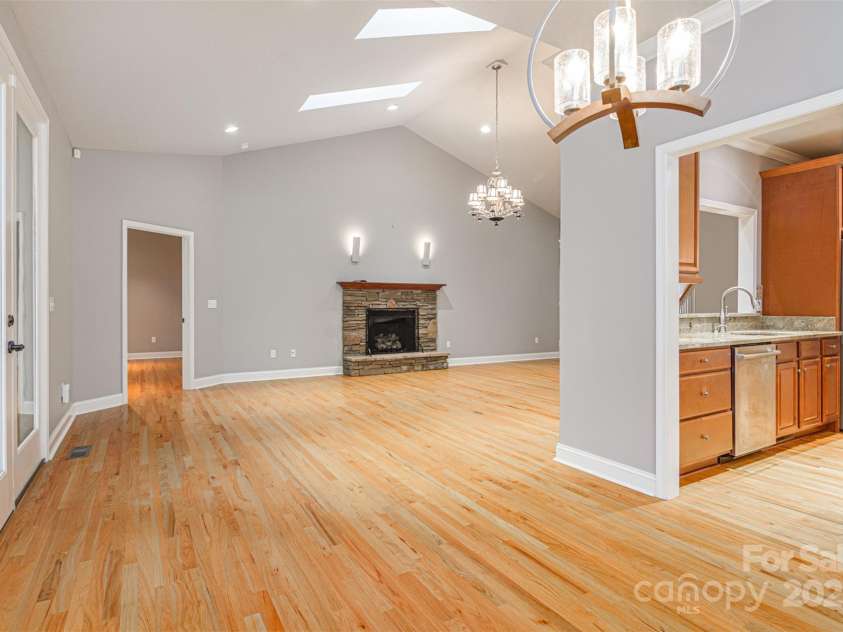 240 Waterside Drive, Hendersonville, NC 28791.  MLS# CAR4268886, YatesRealty ID 18606. 