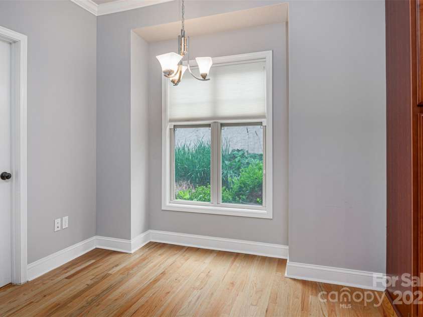 240 Waterside Drive, Hendersonville, NC 28791.  MLS# CAR4268886, YatesRealty ID 18606. 