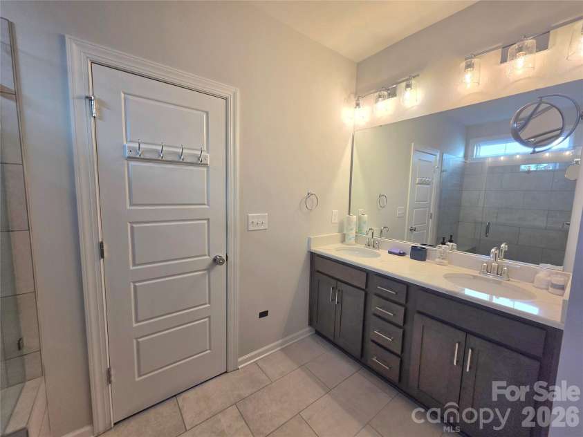 7034 Kingfisher Way, Belmont, NC 28012.  MLS# CAR4315698, YatesRealty ID 18606. 