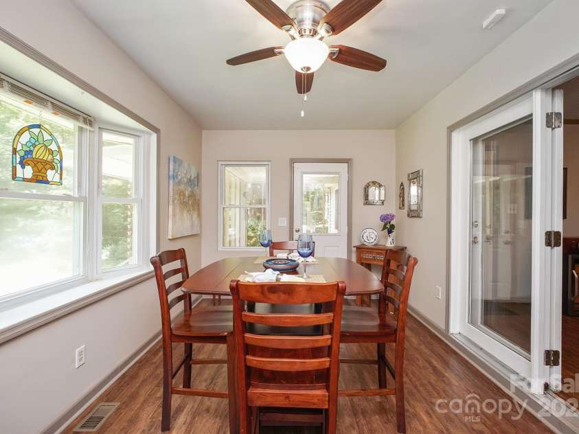 116 April Lane, Dallas, NC 28034.  MLS# CAR4268209, YatesRealty ID 18607. 