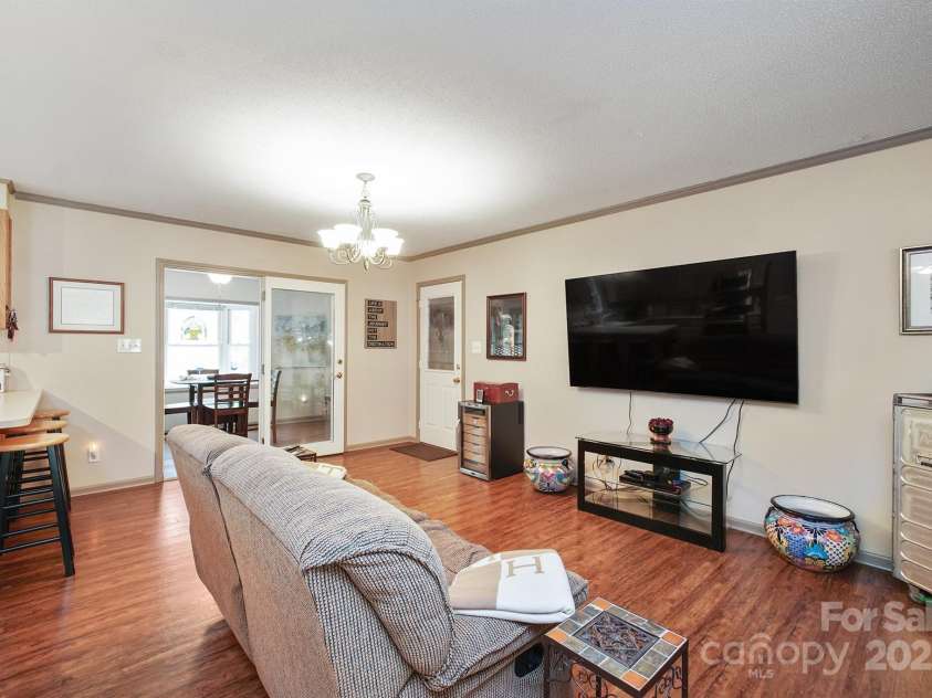 116 April Lane, Dallas, NC 28034.  MLS# CAR4268209, YatesRealty ID 18607. 