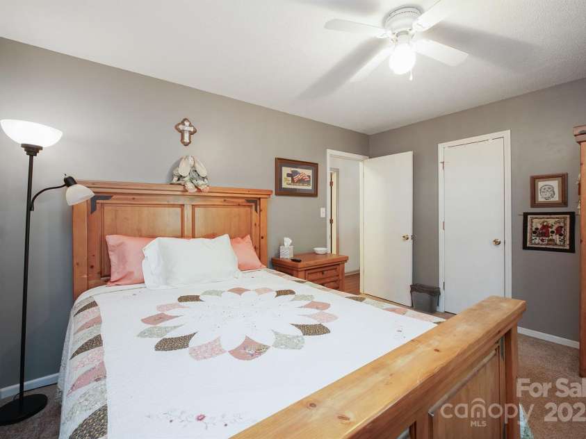 116 April Lane, Dallas, NC 28034.  MLS# CAR4268209, YatesRealty ID 18607. 